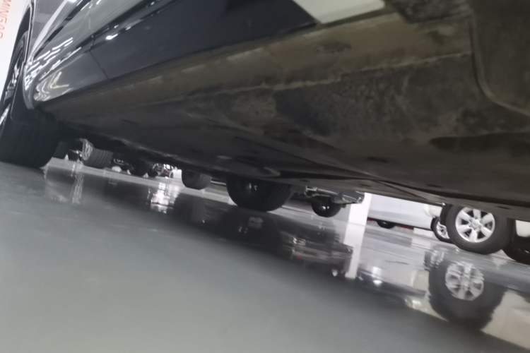 Used Volkswagen Tayron GTE Plug-in Hybrid 2020 1.4T Luxury Model Left Side Sill