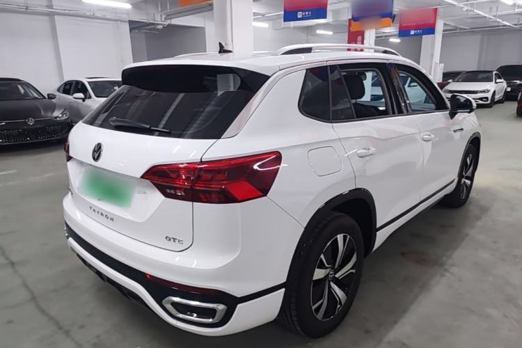 Used Volkswagen Tayron GTE Plug-in Hybrid 2020 1.4T Luxury Model Rear Right 45 Deg