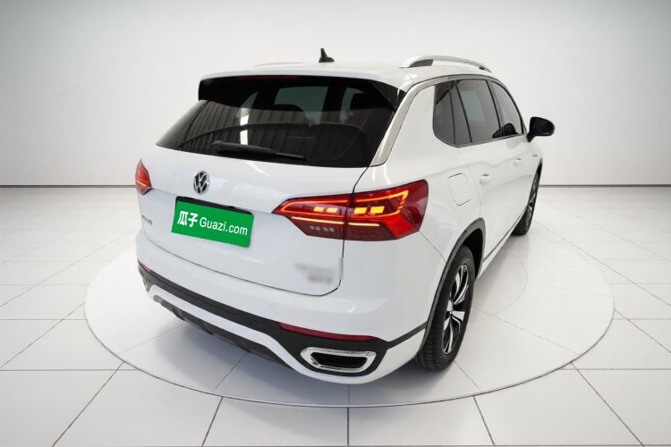 Used Volkswagen Tayron GTE Plug-in Hybrid 2020 1.4T Luxury Model Rear Right 45 Deg