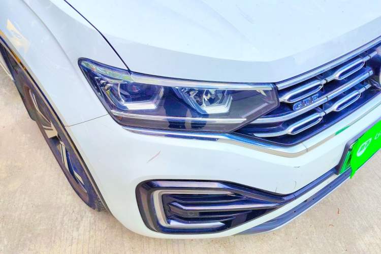 Used Volkswagen Tayron GTE Plug-in Hybrid 2020 1.4T Luxury Model Right Front Headlight