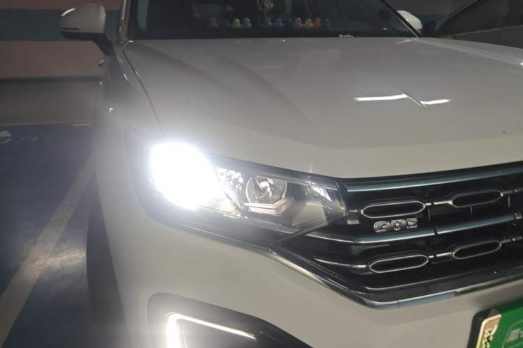 Used Volkswagen Tayron GTE Plug-in Hybrid 2020 1.4T Luxury Model Right Front Headlight