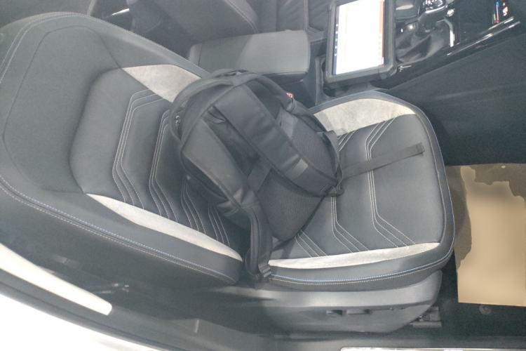Used Volkswagen Tayron GTE Plug-in Hybrid 2020 1.4T Luxury Model Right Front Seat