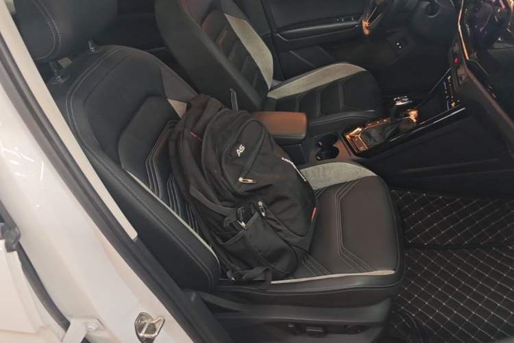 Used Volkswagen Tayron GTE Plug-in Hybrid 2020 1.4T Luxury Model Right Front Seat