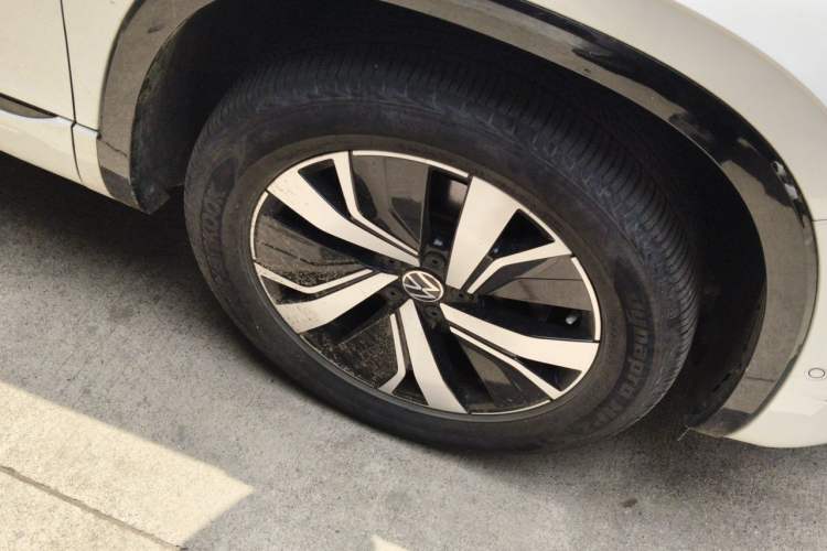Used Volkswagen Tayron GTE Plug-in Hybrid 2020 1.4T Luxury Model Right Front Wheel Hub