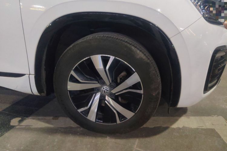 Used Volkswagen Tayron GTE Plug-in Hybrid 2020 1.4T Luxury Model Right Front Wheel Hub