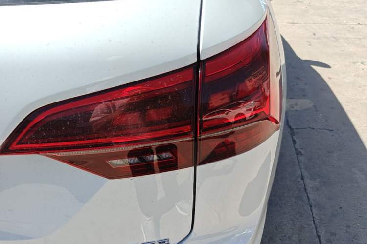 Used Volkswagen Tayron GTE Plug-in Hybrid 2020 1.4T Luxury Model Right Rear Taillight