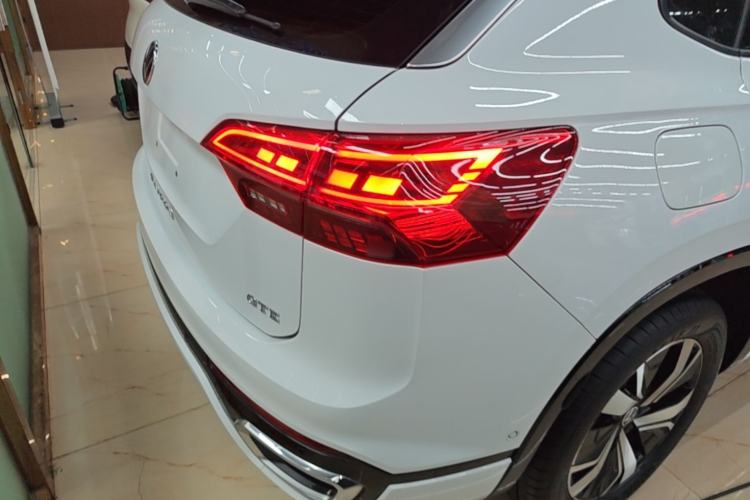 Used Volkswagen Tayron GTE Plug-in Hybrid 2020 1.4T Luxury Model Right Rear Taillight
