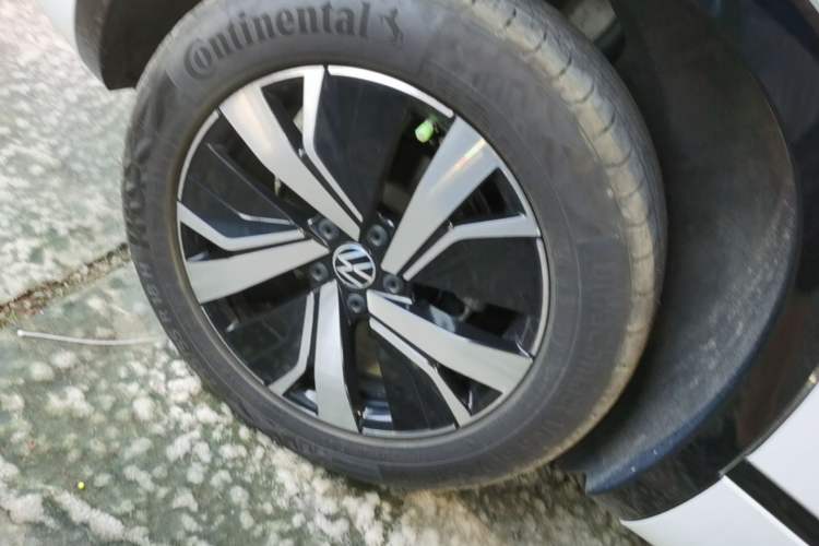Used Volkswagen Tayron GTE Plug-in Hybrid 2020 1.4T Luxury Model Right Rear Wheel Hub