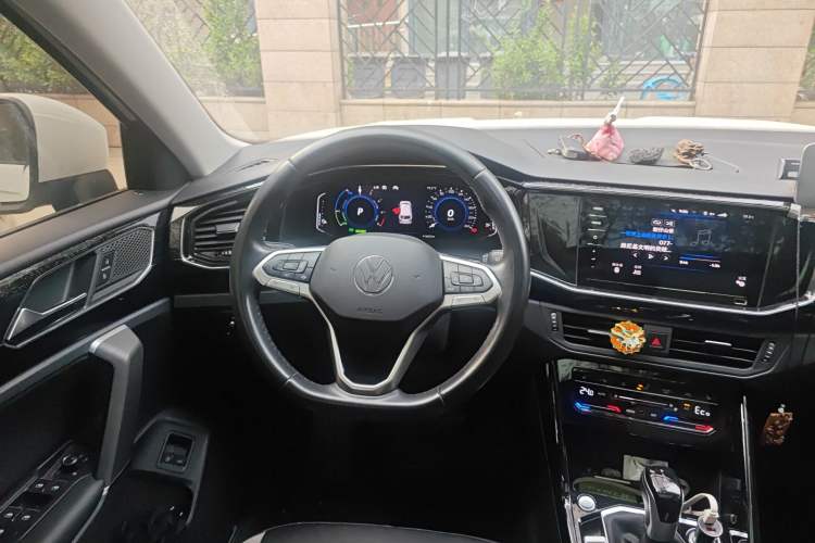 Used Volkswagen Tayron GTE Plug-in Hybrid 2020 1.4T Luxury Model Steering Wheel