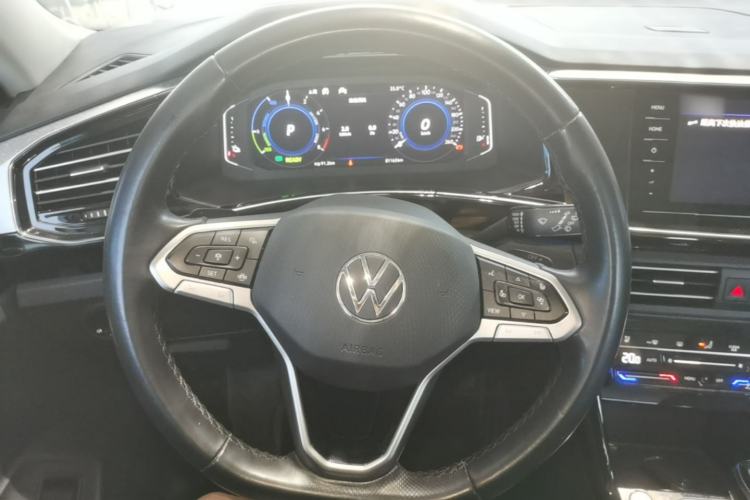 Used Volkswagen Tayron GTE Plug-in Hybrid 2020 1.4T Luxury Model Steering Wheel
