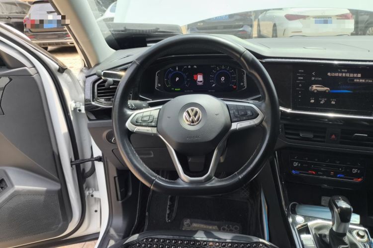 Used Volkswagen Tayron GTE Plug-in Hybrid 2020 1.4T Luxury Model Steering Wheel
