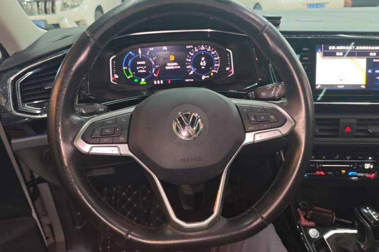 Used Volkswagen Tayron GTE Plug-in Hybrid 2020 1.4T Luxury Model Steering Wheel