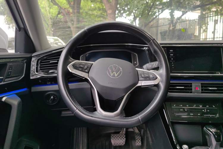 Used Volkswagen Tayron GTE Plug-in Hybrid 2020 1.4T Luxury Model Steering Wheel