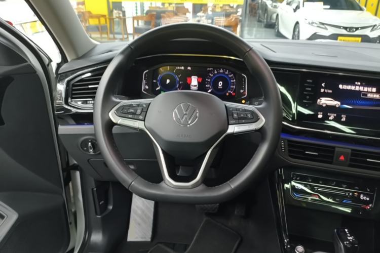 Used Volkswagen Tayron GTE Plug-in Hybrid 2020 1.4T Luxury Model Steering Wheel