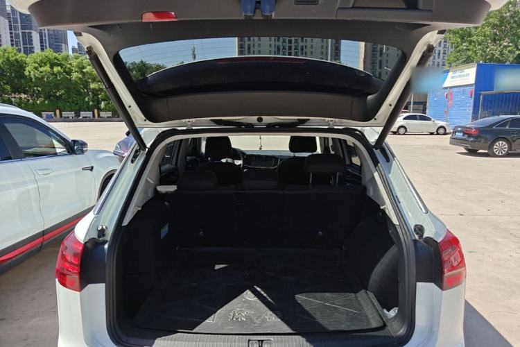 Used Volkswagen Tayron GTE Plug-in Hybrid 2020 1.4T Luxury Model Trunk
