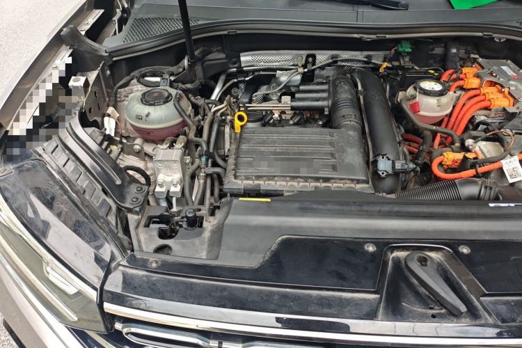 Used Volkswagen Tayron GTE Plug-in Hybrid 2020 1.4T Luxury Model Engine Bay Right