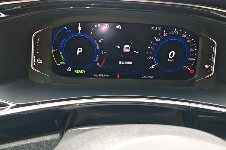 Used Volkswagen Tayron GTE Plug-in Hybrid 2020 1.4T Luxury Model Odometer Close Up