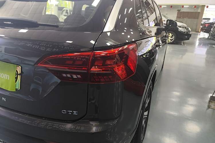 Used Volkswagen Tayron GTE Plug-in Hybrid 2021 Model 1.4T Luxury Edition Exterior 3