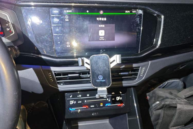 Used Volkswagen Tayron GTE Plug-in Hybrid 2022 1.4T Luxury Edition Audio And AC Panel