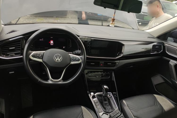 Used Volkswagen Tayron GTE Plug-in Hybrid 2022 1.4T Luxury Edition Center Console
