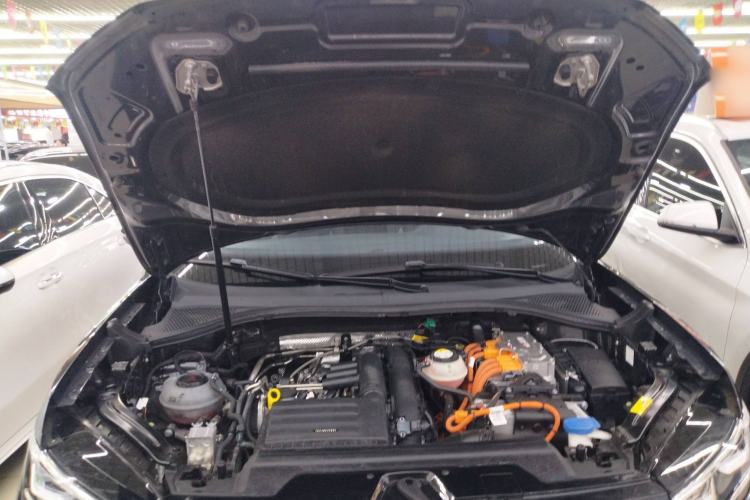 Used Volkswagen Tayron GTE Plug-in Hybrid 2022 1.4T Luxury Edition Engine Bay