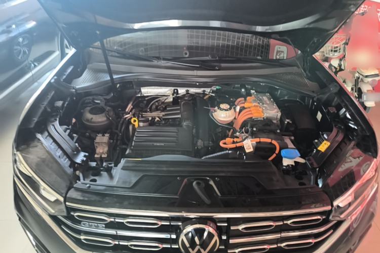 Used Volkswagen Tayron GTE Plug-in Hybrid 2022 1.4T Luxury Edition Engine Bay