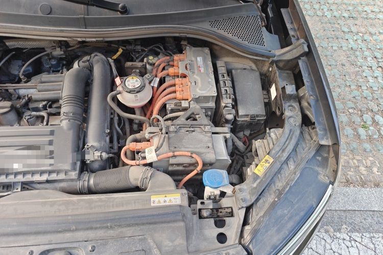 Used Volkswagen Tayron GTE Plug-in Hybrid 2022 1.4T Luxury Edition Engine Bay Left