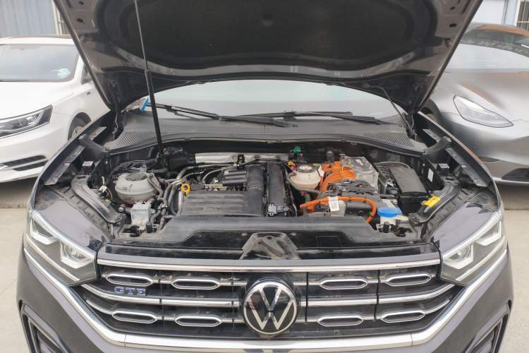 Used Volkswagen Tayron GTE Plug-in Hybrid 2022 1.4T Luxury Edition Engine Bay