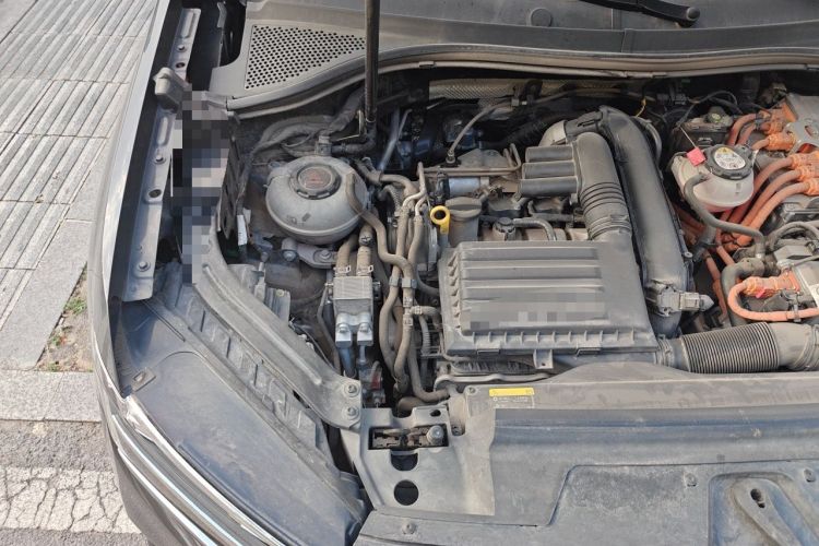 Used Volkswagen Tayron GTE Plug-in Hybrid 2022 1.4T Luxury Edition Engine Bay Right