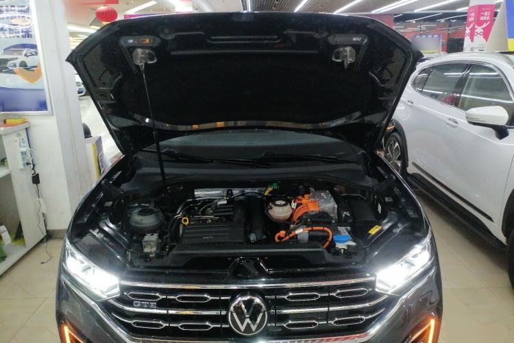 Used Volkswagen Tayron GTE Plug-in Hybrid 2022 1.4T Luxury Edition Engine Bay