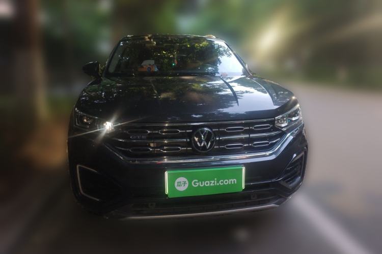 Used Volkswagen Tayron GTE Plug-in Hybrid 2022 1.4T Luxury Edition Front