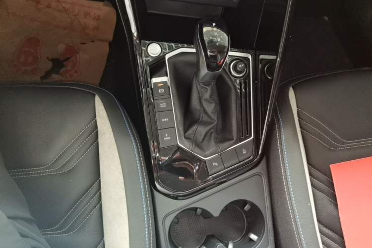 Used Volkswagen Tayron GTE Plug-in Hybrid 2022 1.4T Luxury Model Gear Lever