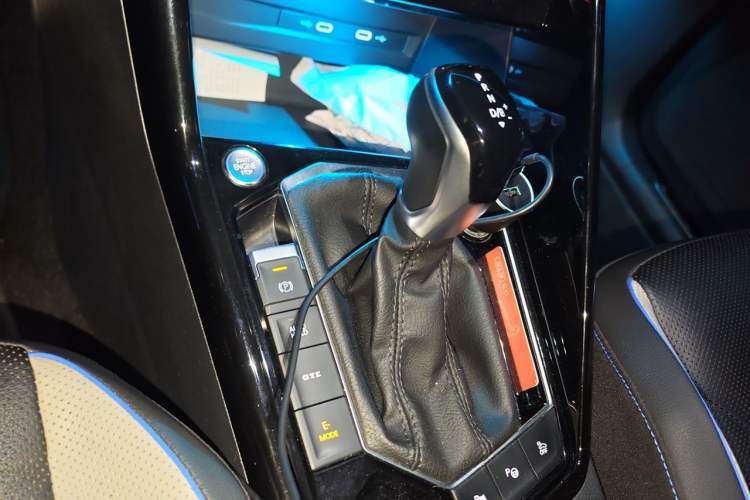 Used Volkswagen Tayron GTE Plug-in Hybrid 2022 1.4T Luxury Model Gear Lever