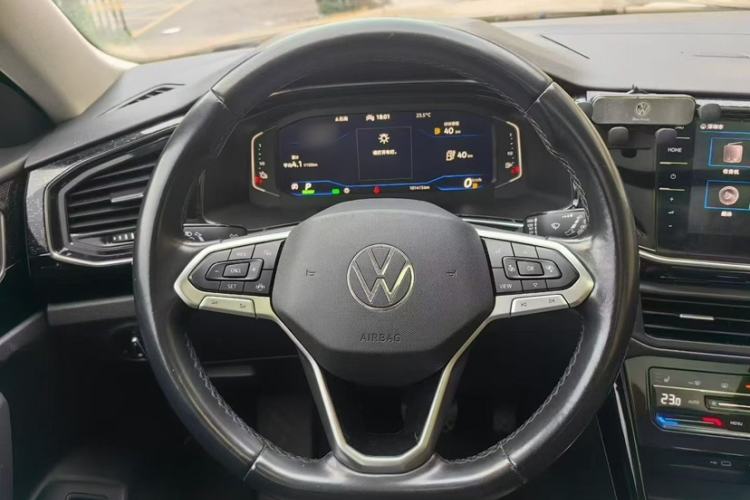 Used Volkswagen Tayron GTE Plug-in Hybrid 2022 1.4T Luxury Edition Interior 4