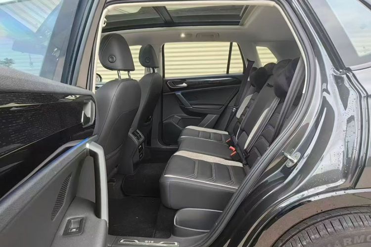 Used Volkswagen Tayron GTE Plug-in Hybrid 2022 1.4T Luxury Edition Interior 5