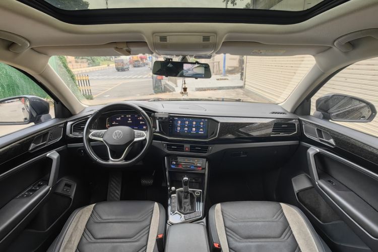 Used Volkswagen Tayron GTE Plug-in Hybrid 2022 1.4T Luxury Edition Interior 5