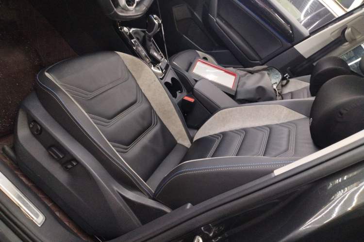 Used Volkswagen Tayron GTE Plug-in Hybrid 2022 1.4T Luxury Edition Left Front Seat