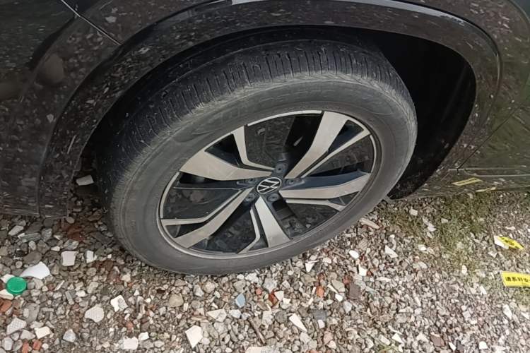 Used Volkswagen Tayron GTE Plug-in Hybrid 2022 1.4T Luxury Edition Left Front Wheel Hub
