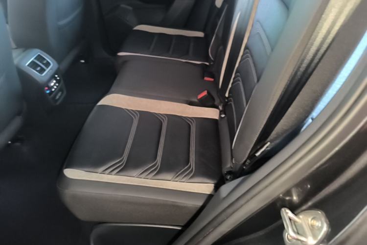 Used Volkswagen Tayron GTE Plug-in Hybrid 2022 1.4T Luxury Edition Left Rear Seat