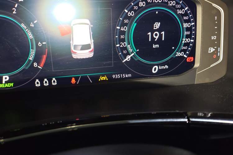 Used Volkswagen Tayron GTE Plug-in Hybrid 2022 1.4T Luxury Model Odometer Close Up