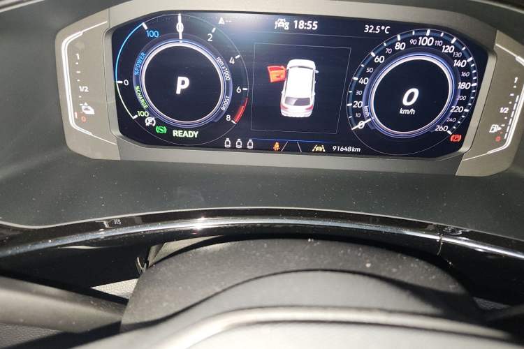 Used Volkswagen Tayron GTE Plug-in Hybrid 2022 1.4T Luxury Model Odometer Close Up