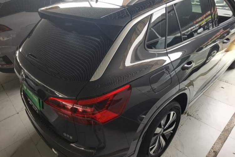 Used Volkswagen Tayron GTE Plug-in Hybrid 2022 1.4T Luxury Model Rear Right 45 Deg