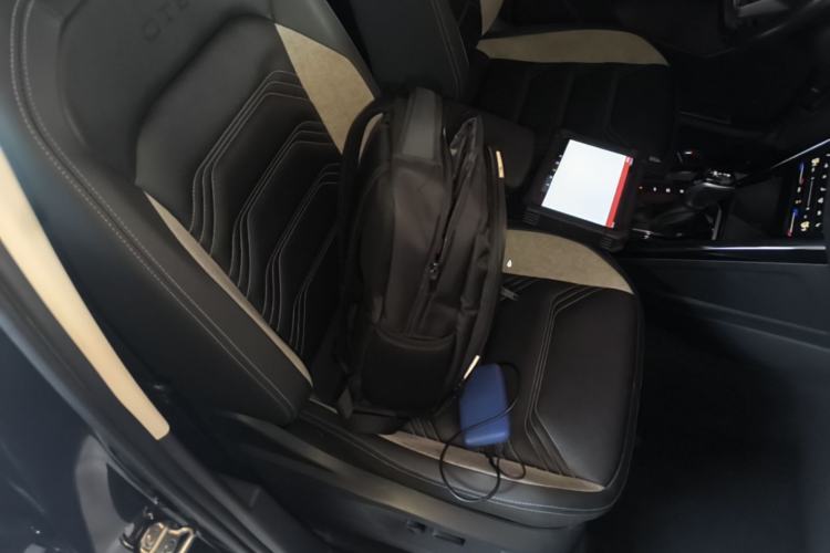 Used Volkswagen Tayron GTE Plug-in Hybrid 2022 1.4T Luxury Edition Right Front Seat