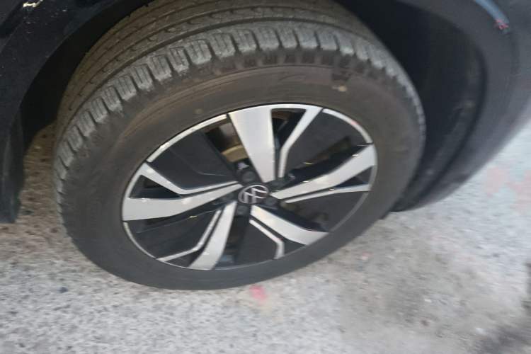 Used Volkswagen Tayron GTE Plug-in Hybrid 2022 1.4T Luxury Edition Right Front Wheel Hub