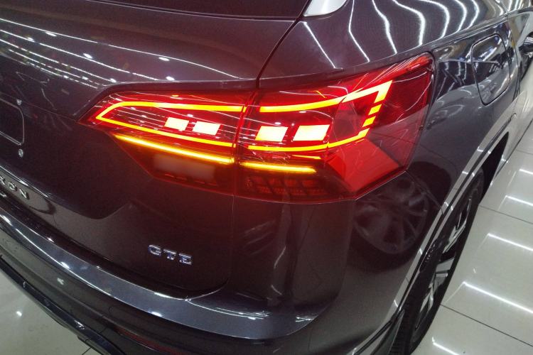 Used Volkswagen Tayron GTE Plug-in Hybrid 2022 1.4T Luxury Edition Right Rear Taillight