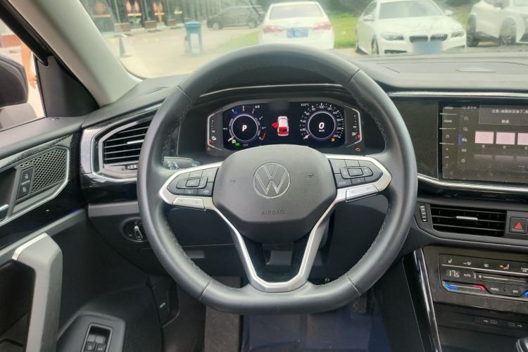 Used Volkswagen Tayron GTE Plug-in Hybrid 2022 1.4T Luxury Edition Steering Wheel