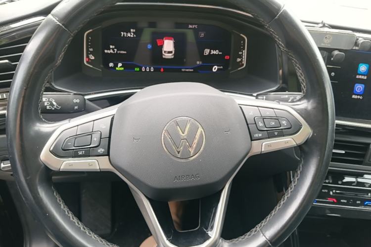 Used Volkswagen Tayron GTE Plug-in Hybrid 2022 1.4T Luxury Edition Steering Wheel