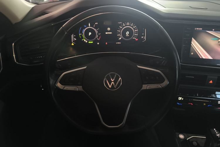 Used Volkswagen Tayron GTE Plug-in Hybrid 2022 1.4T Luxury Edition Steering Wheel