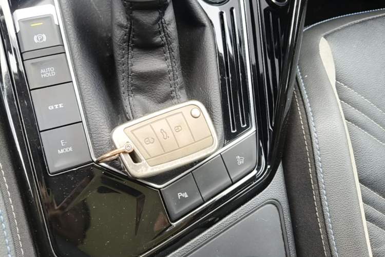 Used Volkswagen Tayron GTE Plug-in Hybrid 2022 1.4T Luxury Edition Vehicle Key