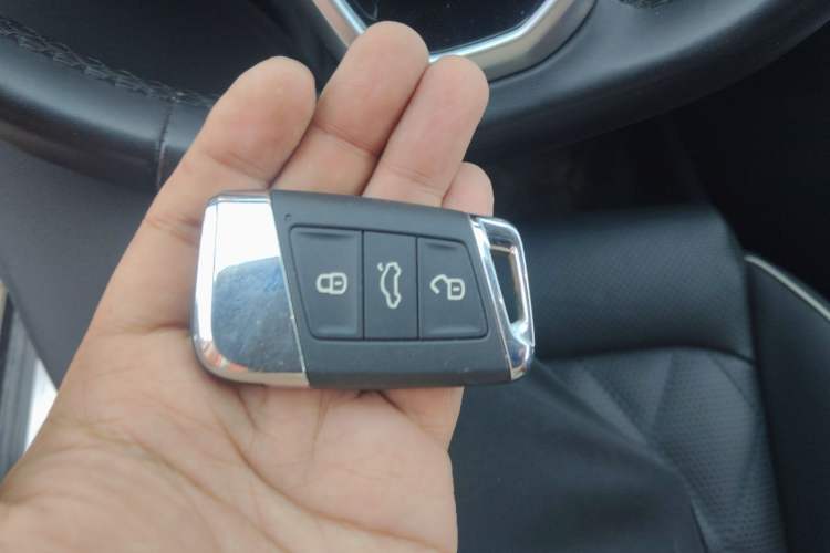 Used Volkswagen Tayron GTE Plug-in Hybrid 2022 1.4T Luxury Edition Vehicle Key
